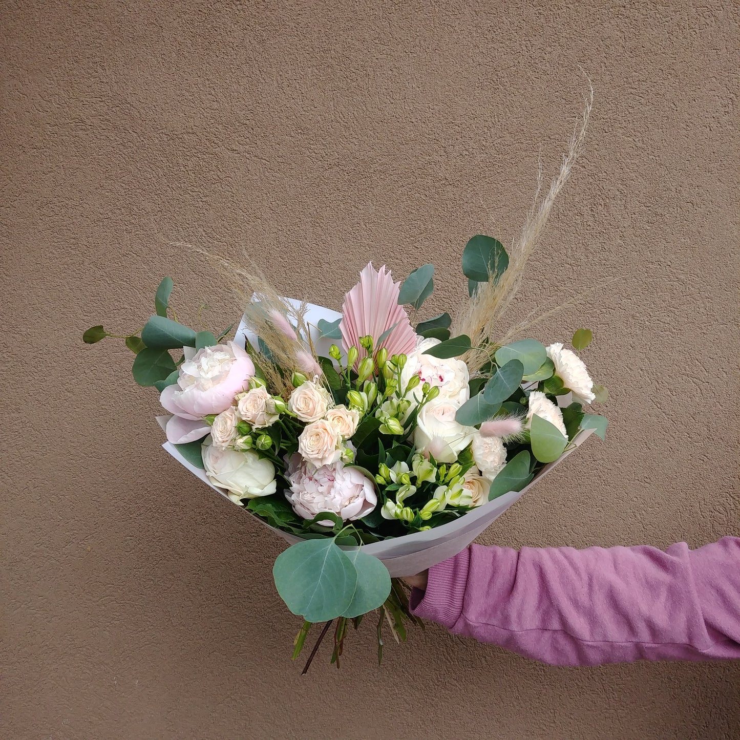 Large Signature HandTied Bouquet