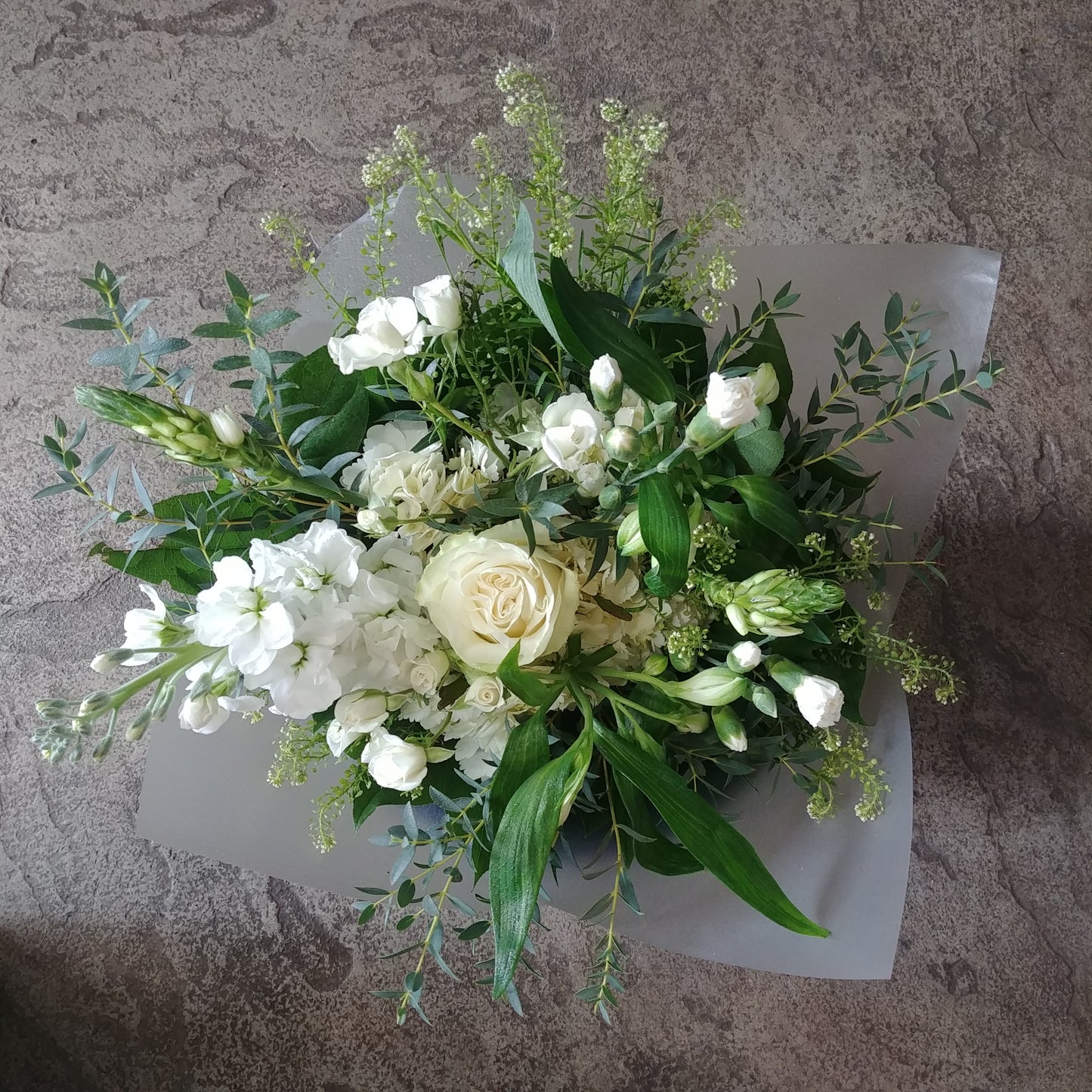 Deluxe HandTied Bouquet